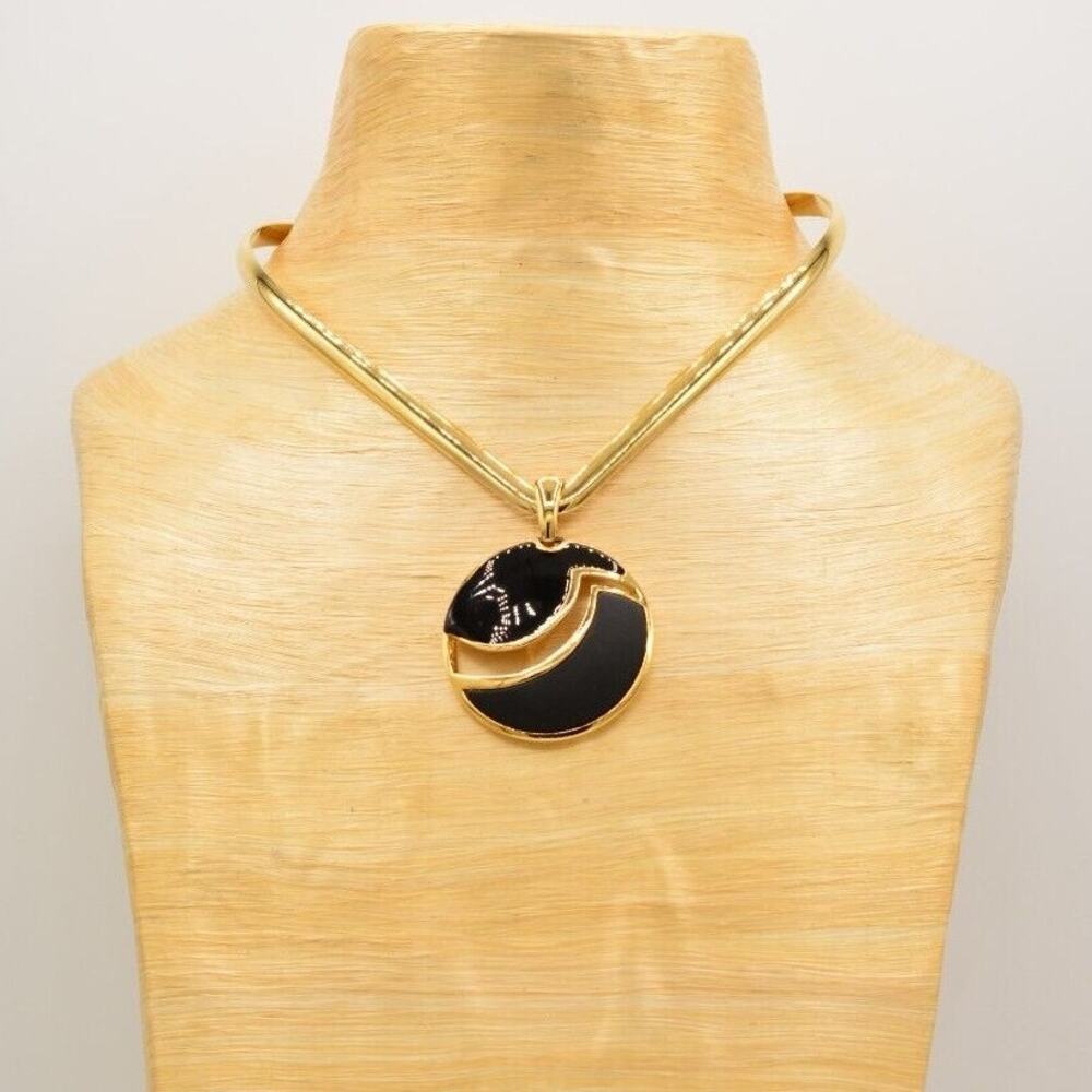 Trifari Vintage Collar Necklace Pendant Black Shiny Matte Gold Signed 80s Bin3D